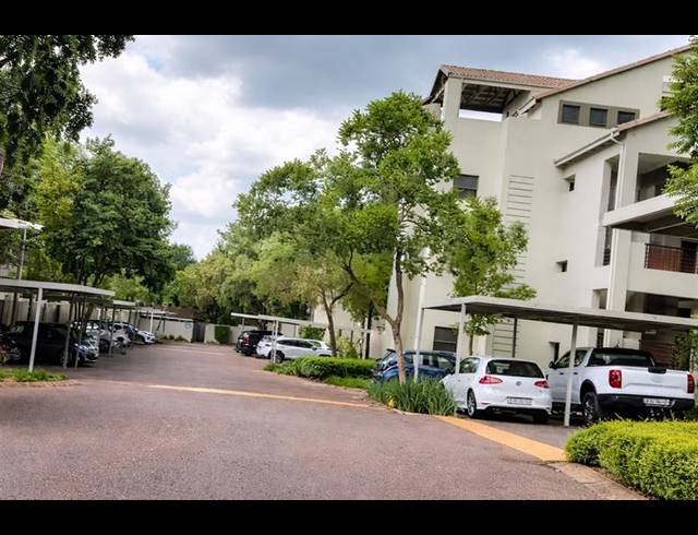 2 BEDROOM APARTMENT FOR SALE IN FOURWAYS